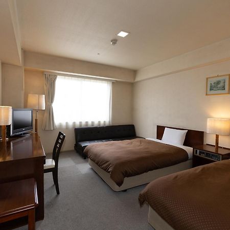 Komoro Grand Castle Hotel Zewnętrze zdjęcie